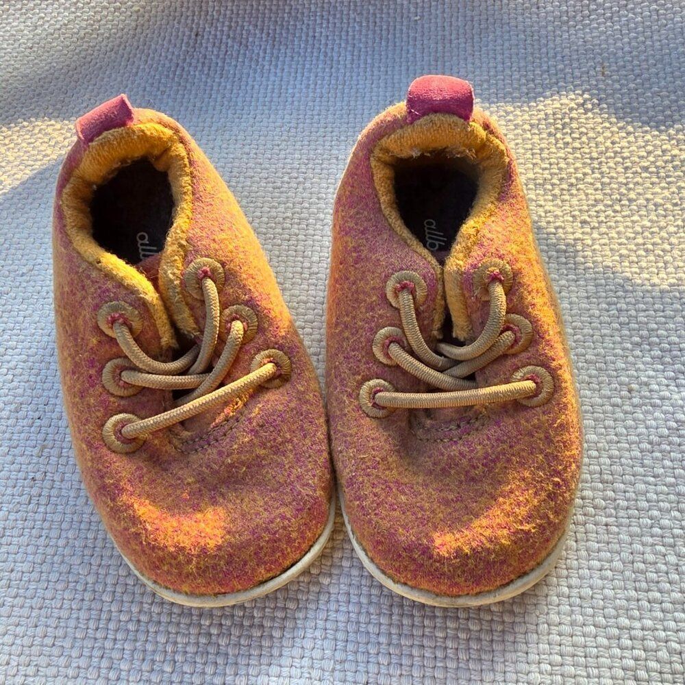 Allbirds toddler Woolrunner tennis shoes
